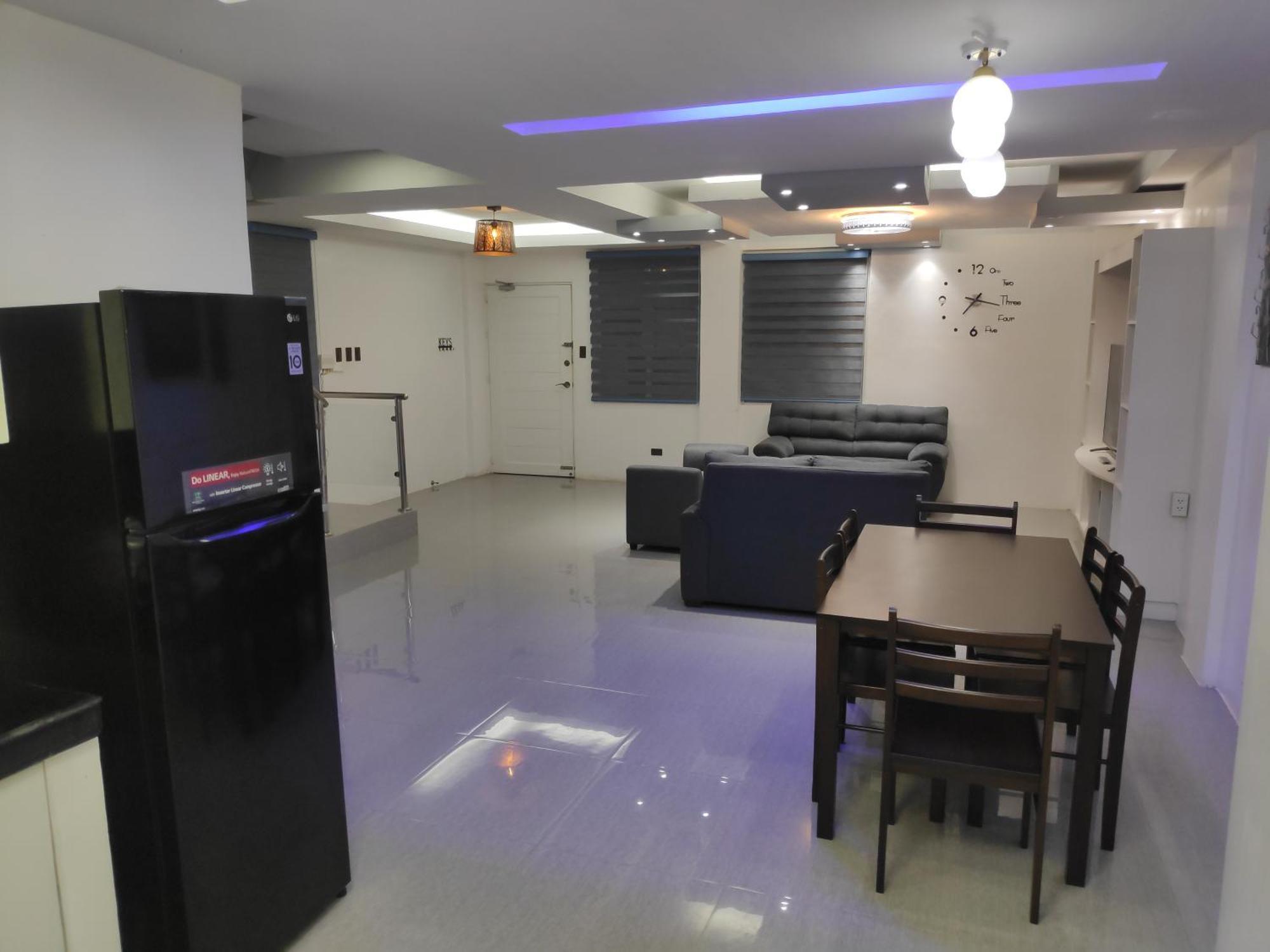 Tagaytay Staycation By Naya And Darla W Free Swimming Pool, Wifi & Netflix Tagaytay City Exteriör bild