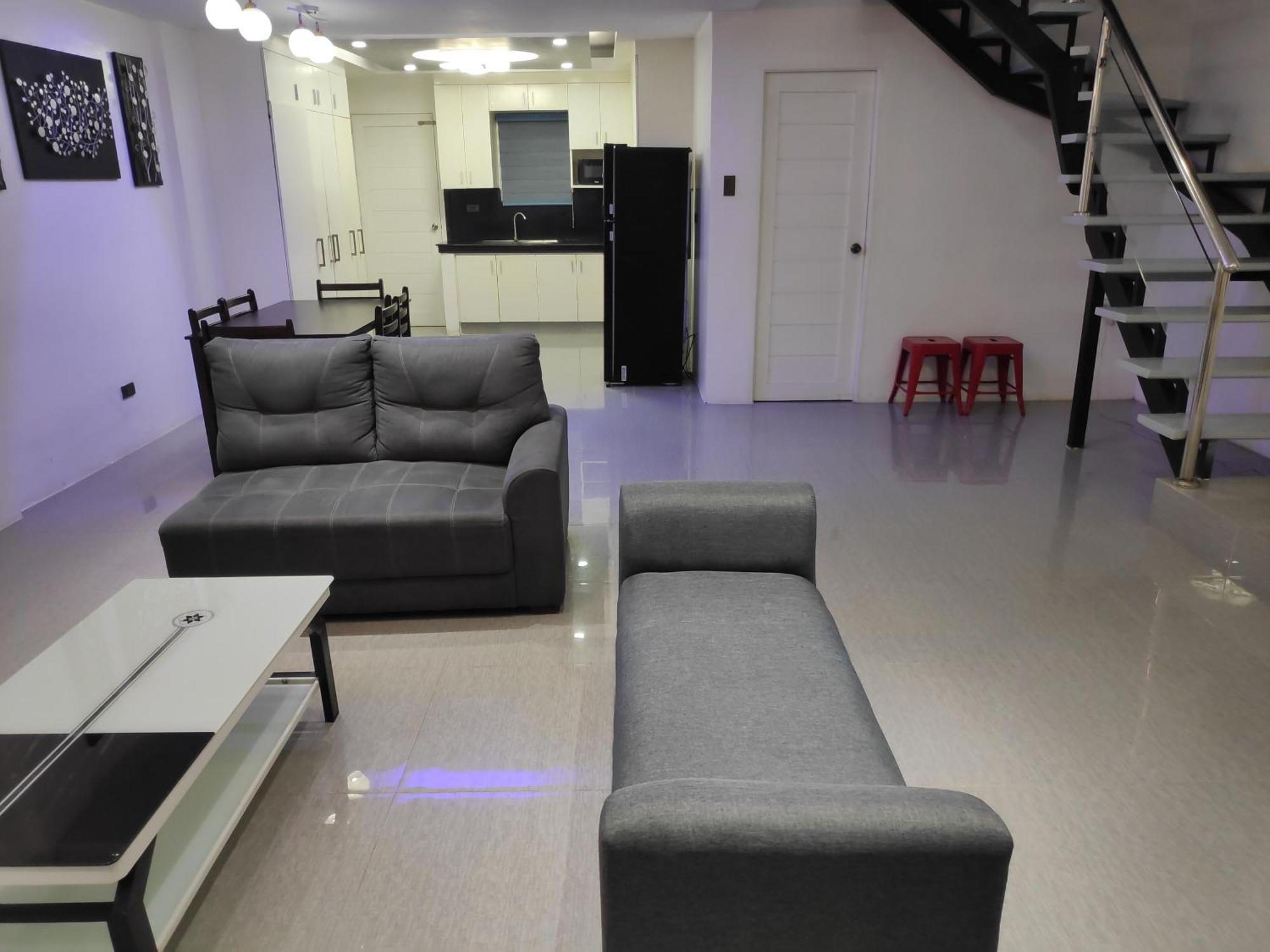 Tagaytay Staycation By Naya And Darla W Free Swimming Pool, Wifi & Netflix Tagaytay City Exteriör bild