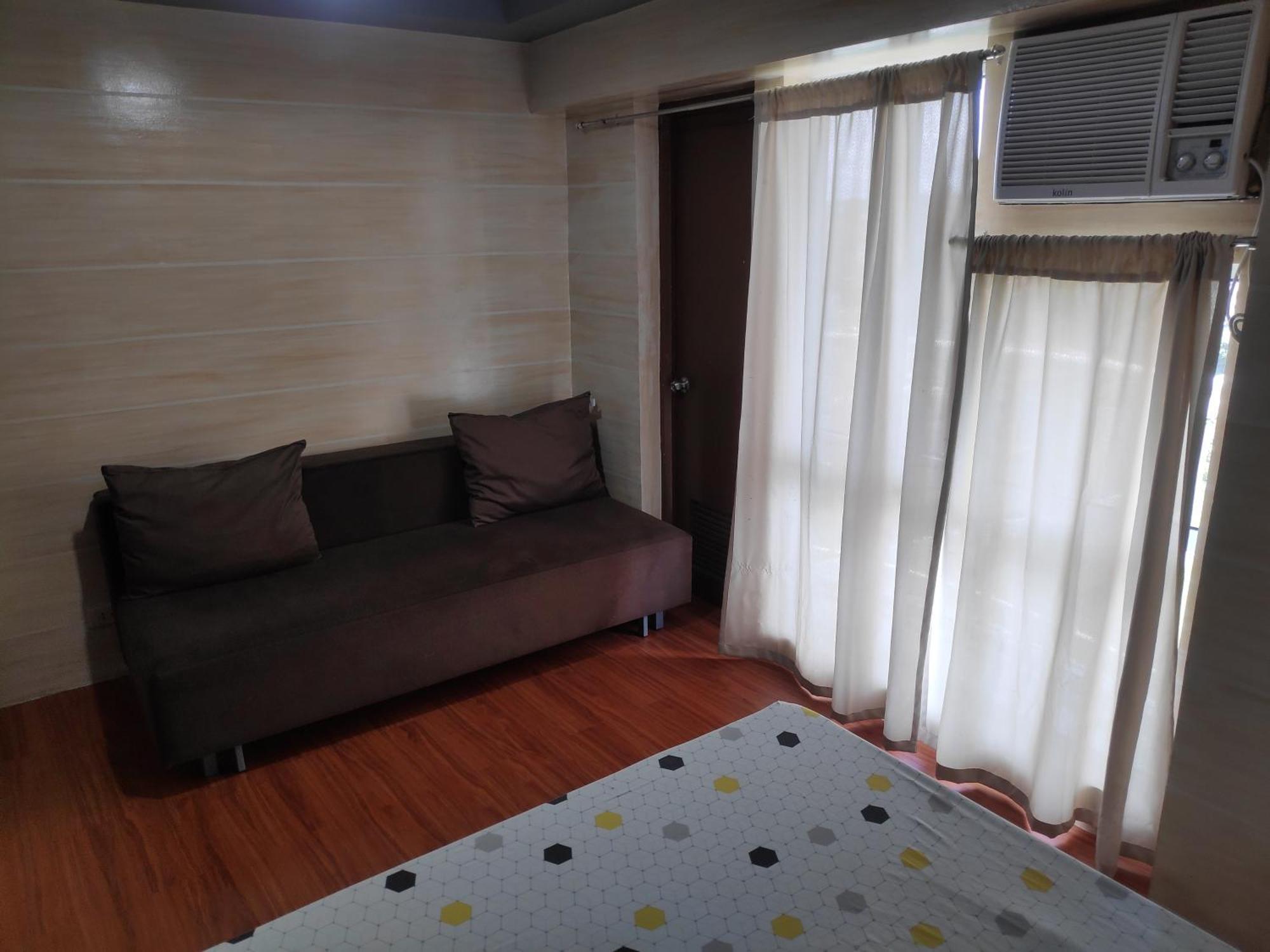Tagaytay Staycation By Naya And Darla W Free Swimming Pool, Wifi & Netflix Tagaytay City Exteriör bild