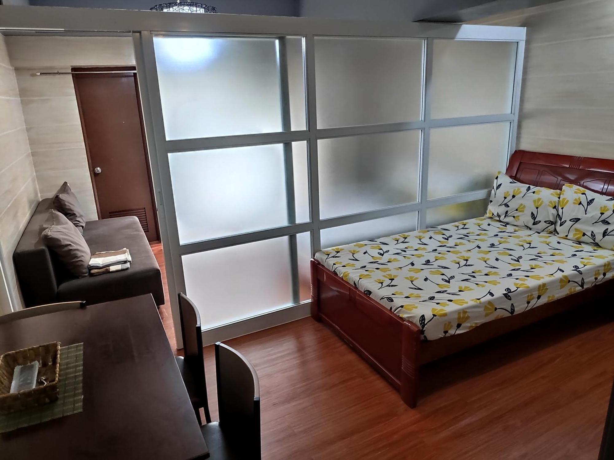 Tagaytay Staycation By Naya And Darla W Free Swimming Pool, Wifi & Netflix Tagaytay City Exteriör bild