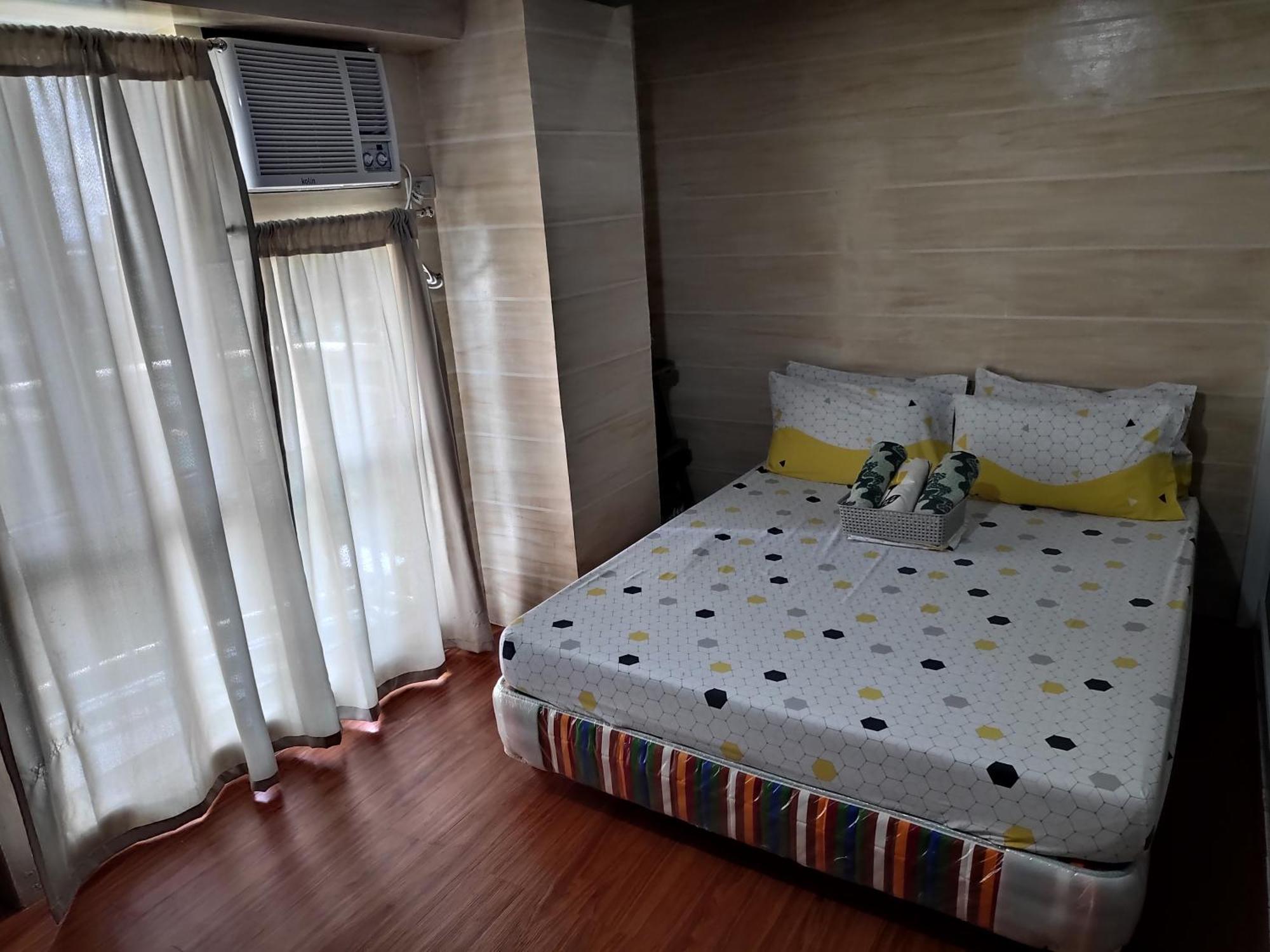 Tagaytay Staycation By Naya And Darla W Free Swimming Pool, Wifi & Netflix Tagaytay City Exteriör bild