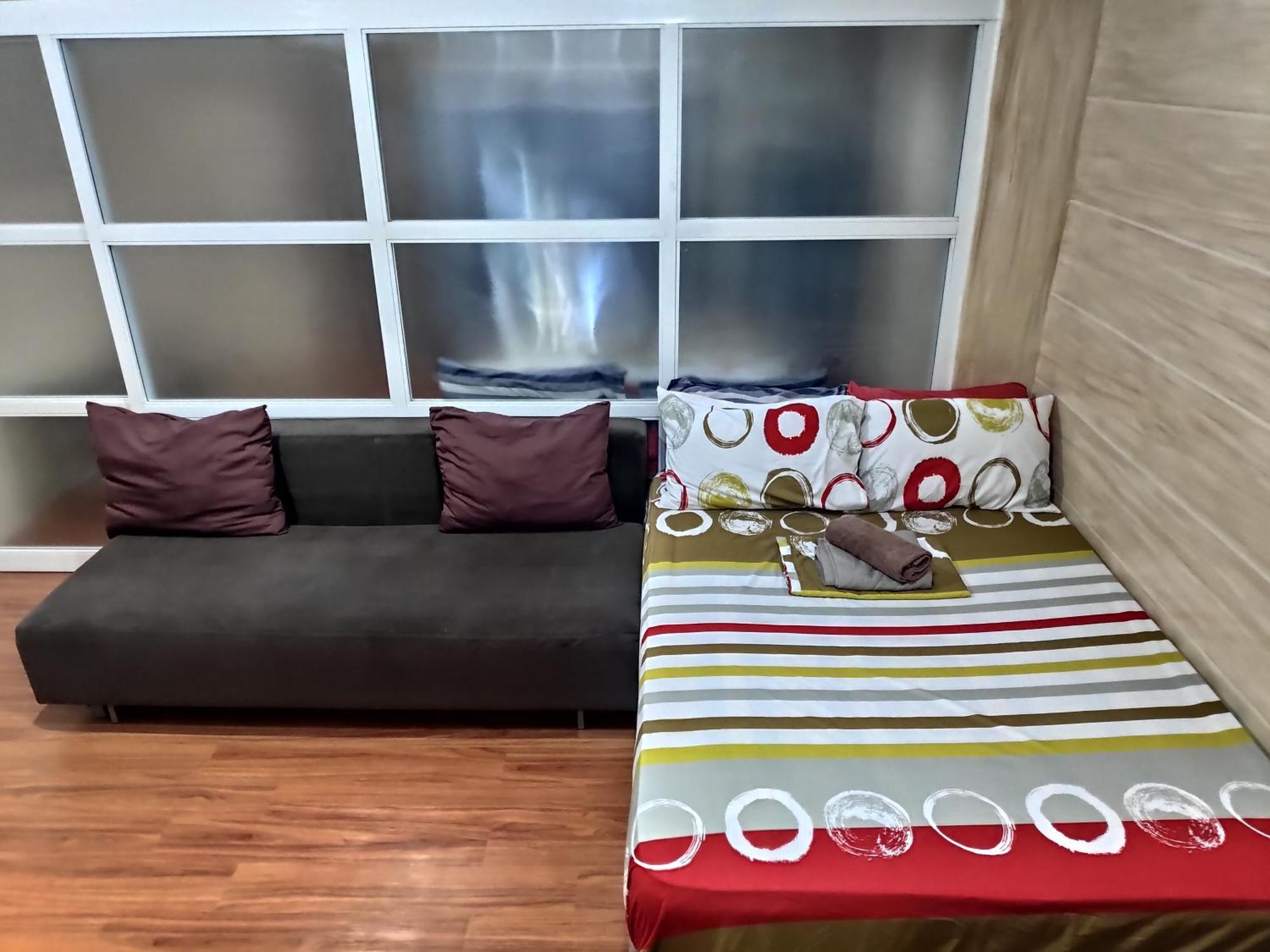 Tagaytay Staycation By Naya And Darla W Free Swimming Pool, Wifi & Netflix Tagaytay City Exteriör bild