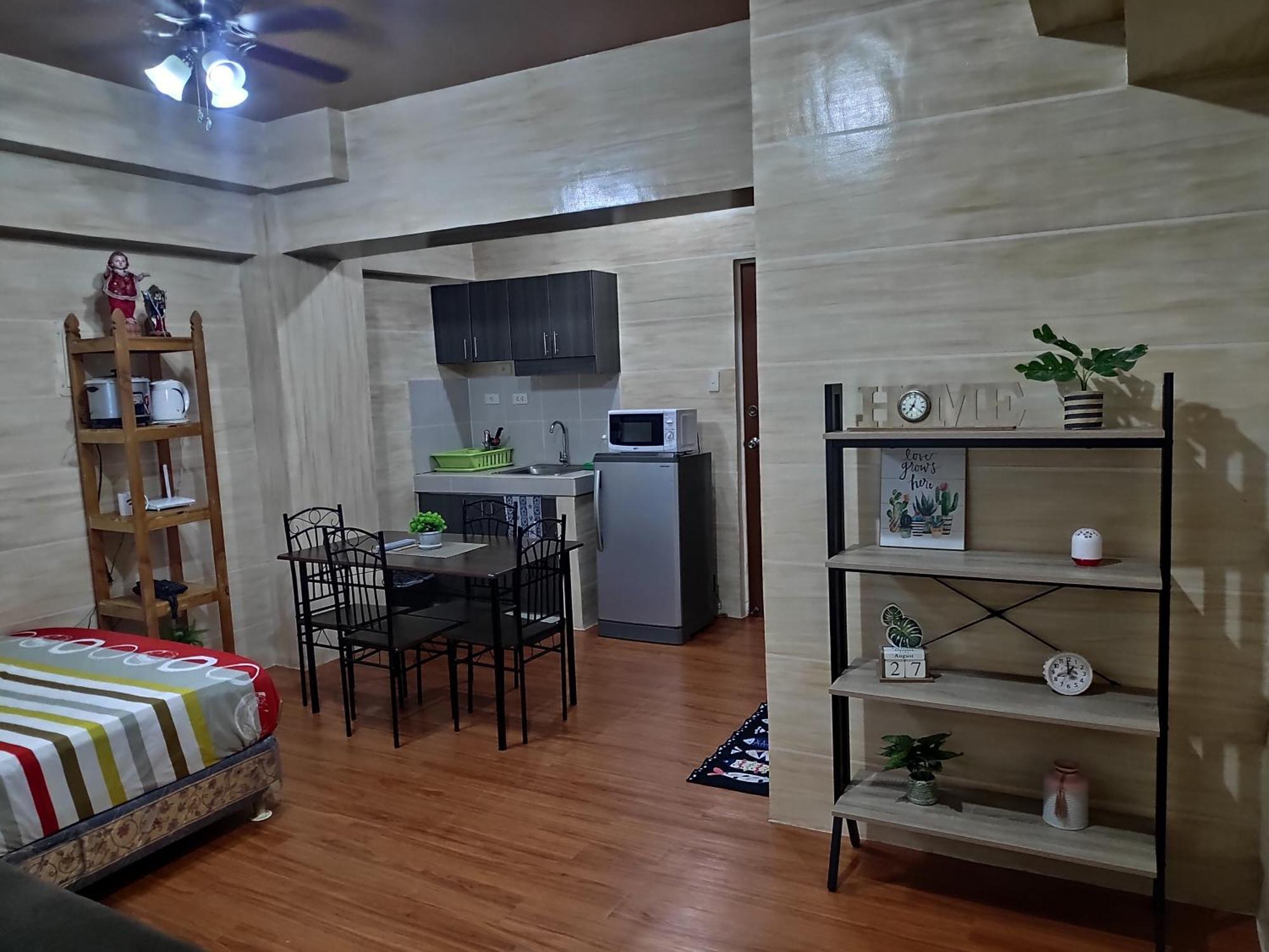 Tagaytay Staycation By Naya And Darla W Free Swimming Pool, Wifi & Netflix Tagaytay City Exteriör bild