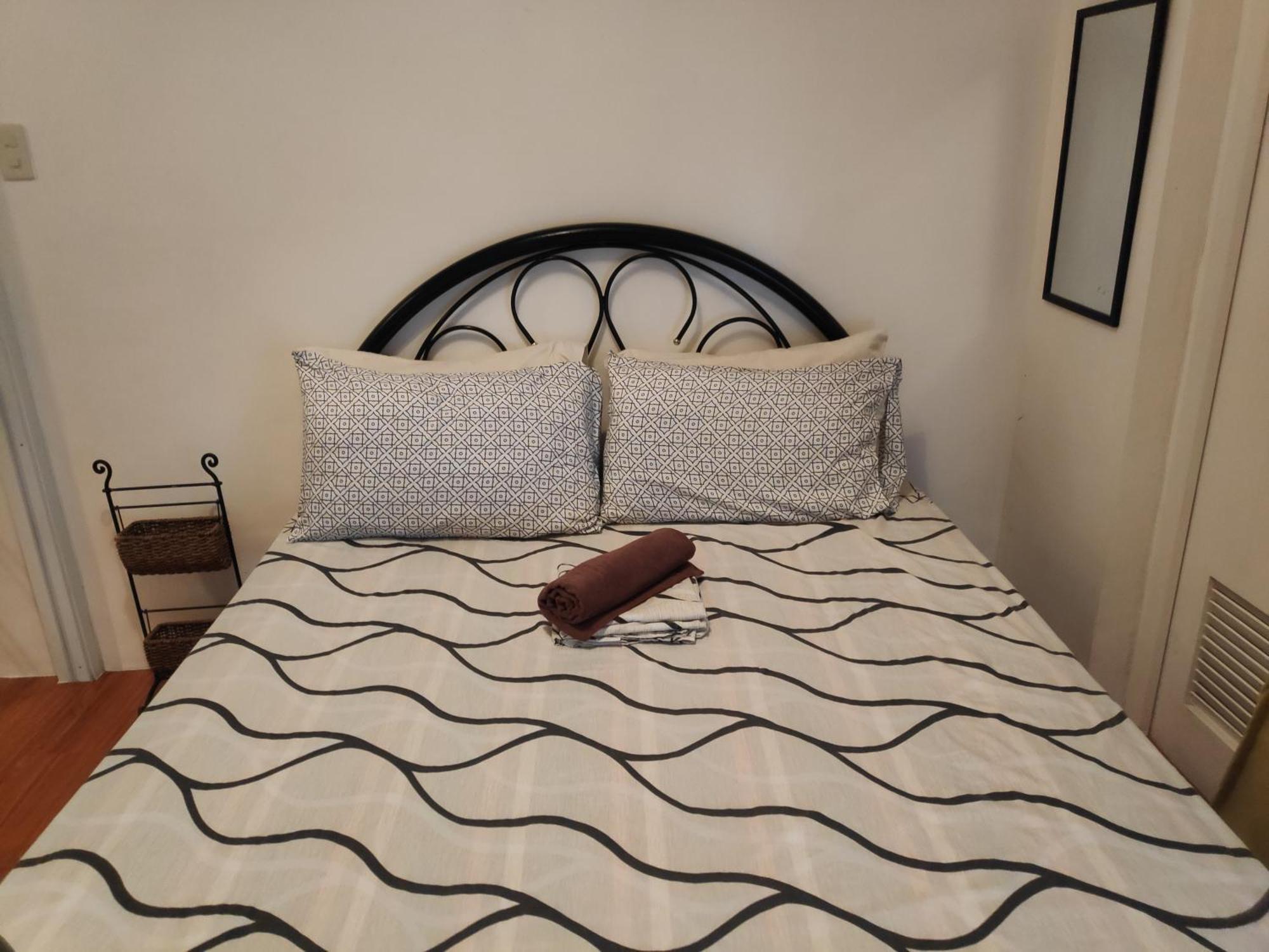 Tagaytay Staycation By Naya And Darla W Free Swimming Pool, Wifi & Netflix Tagaytay City Exteriör bild