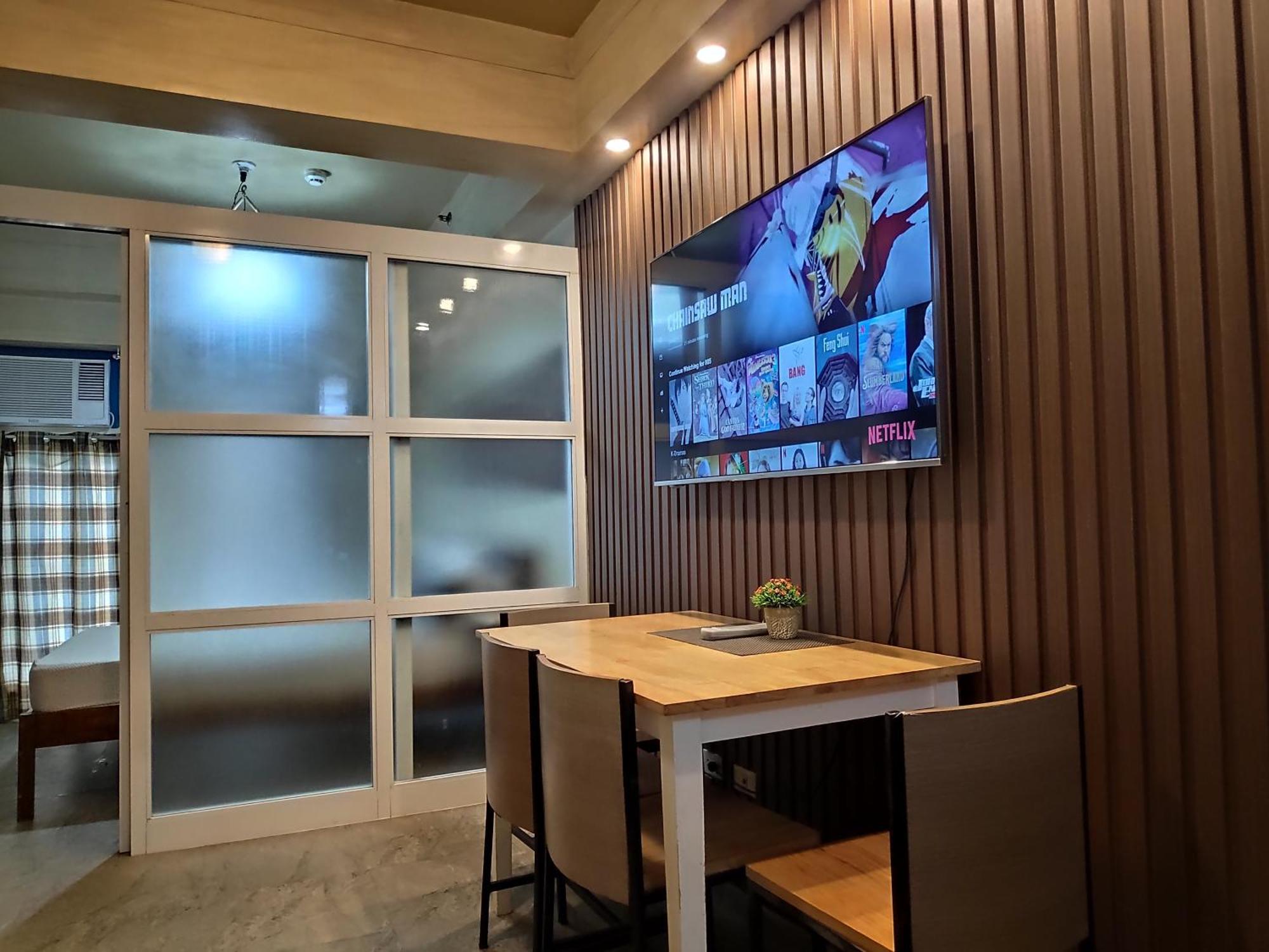 Tagaytay Staycation By Naya And Darla W Free Swimming Pool, Wifi & Netflix Tagaytay City Exteriör bild